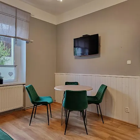 Swierkowy - Kolejowa * Karpacz