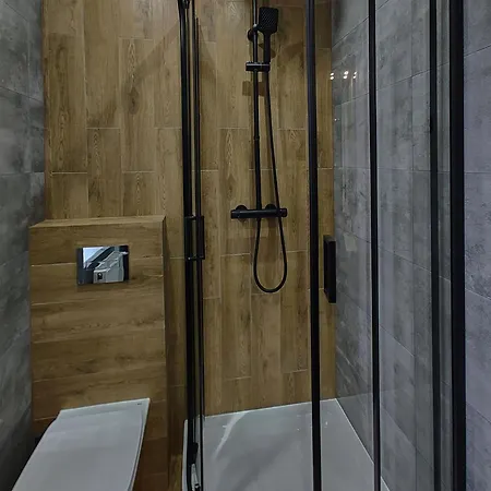 Swierkowy - Kolejowa *