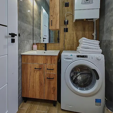 Swierkowy - Kolejowa * Karpacz