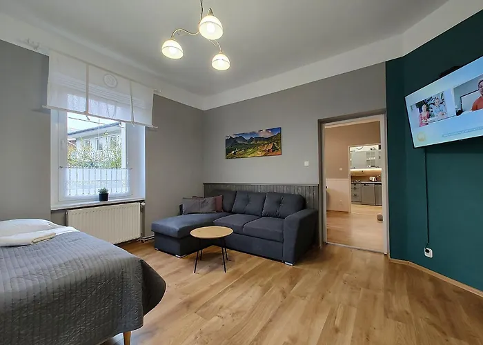 Swierkowy - Kolejowa