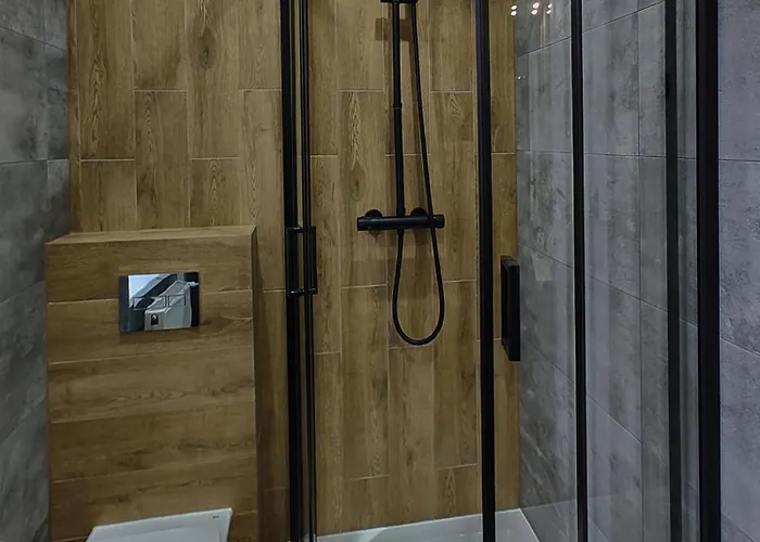 Swierkowy - Kolejowa *